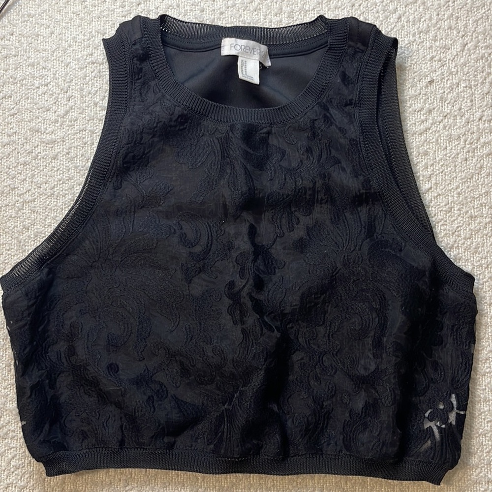 Black sheer lace front sleeveless crop top size Medium